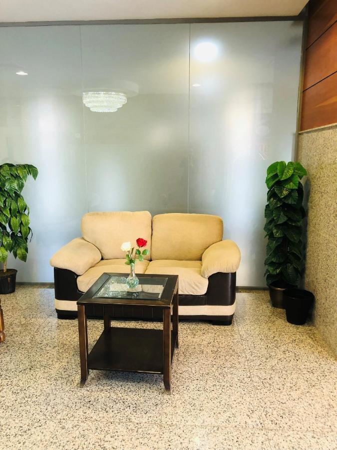 Zodiac Hotel Apartments Fahaheel Kuwait City Luaran gambar