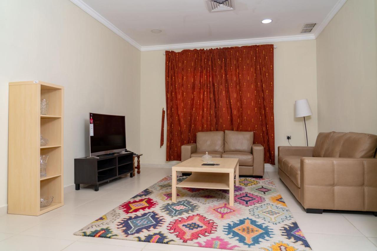 Zodiac Hotel Apartments Fahaheel Kuwait City Luaran gambar