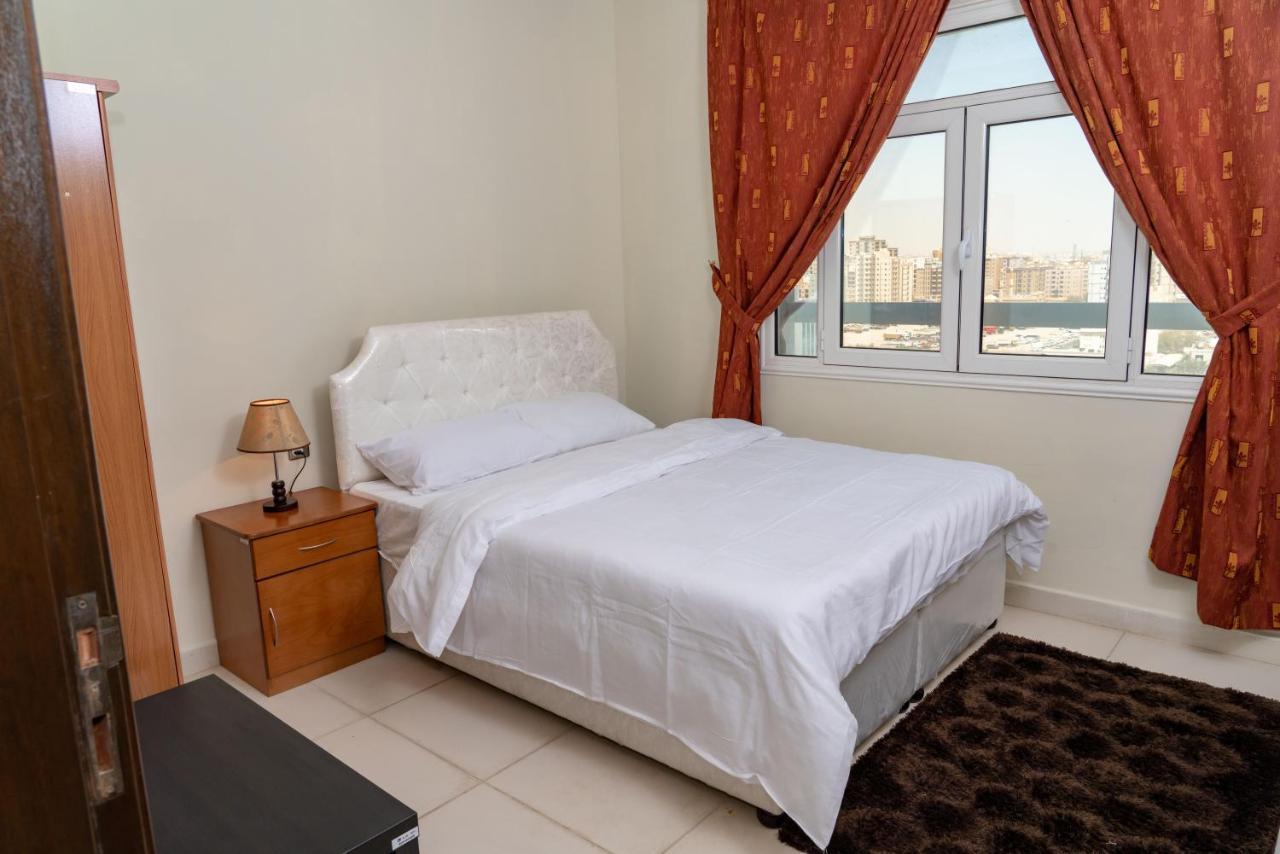 Zodiac Hotel Apartments Fahaheel Kuwait City Luaran gambar
