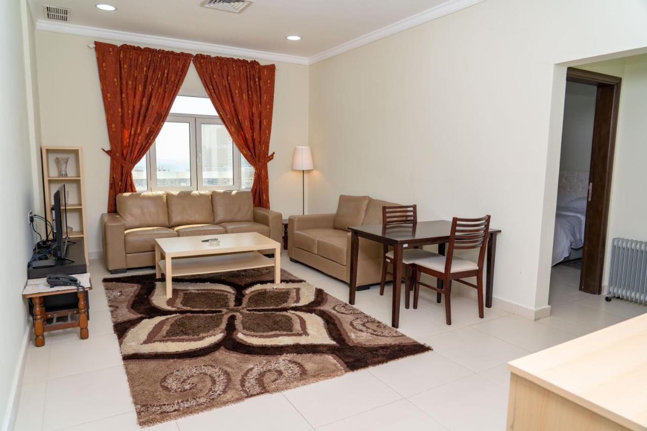 Zodiac Hotel Apartments Fahaheel Kuwait City Luaran gambar